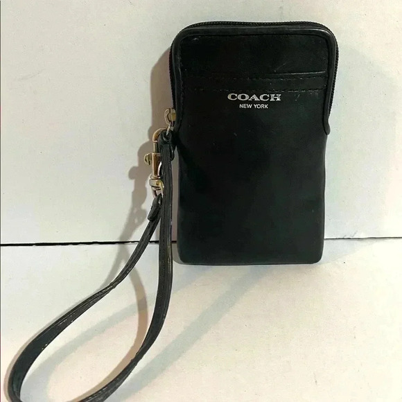 Coach  unisex vintage black leather wristlet bag - Picture 1 of 9